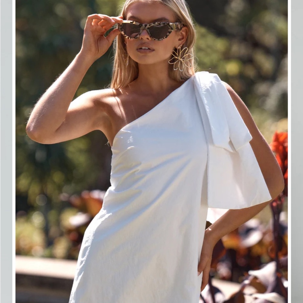 Showpo White One-Shoulder Dress NWT 10